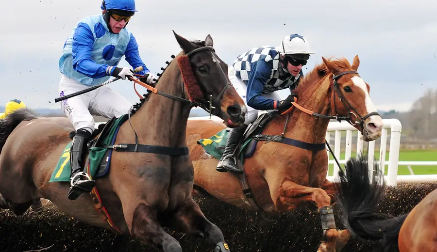 Grand National Wetten Guide: Kompletter Leitfaden zum größten Pferderennen